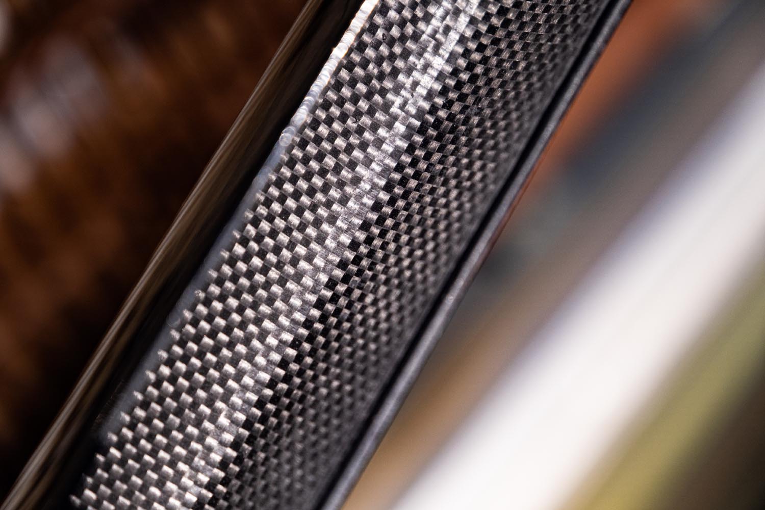 Traildonkey 4, TD4, Naked unidirectional carbon fiber,