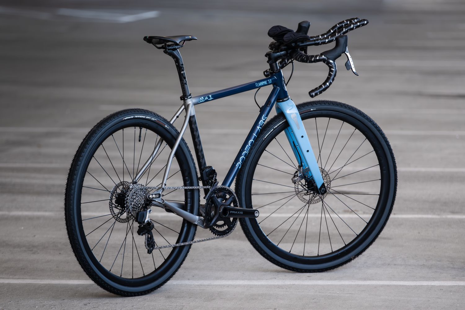 FL50 // 52cm // "Gravel Racer" // SRAM RED AXS 2x
