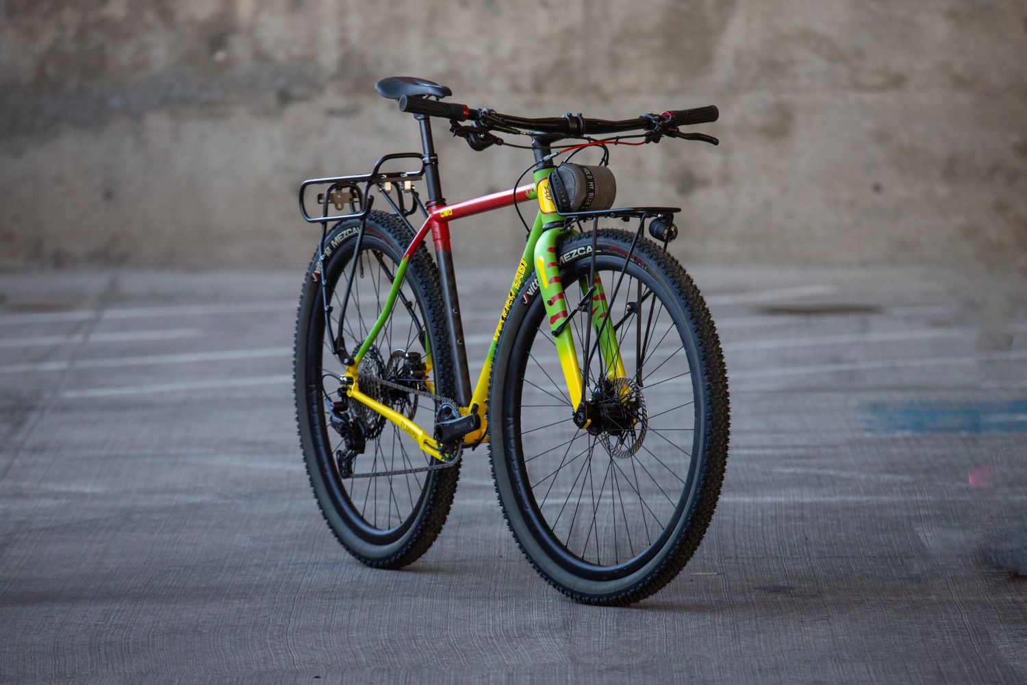 FL50 // 52cm // "Jurassic Flaanimal" // Flat Bar Dynamo